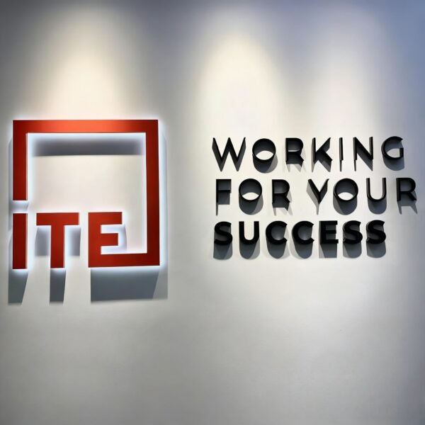 Custom 3D Led Backlit Letter Sign Illuminated Business Signs Acrylic 3d Led Letter Outdoor Logo Signboard